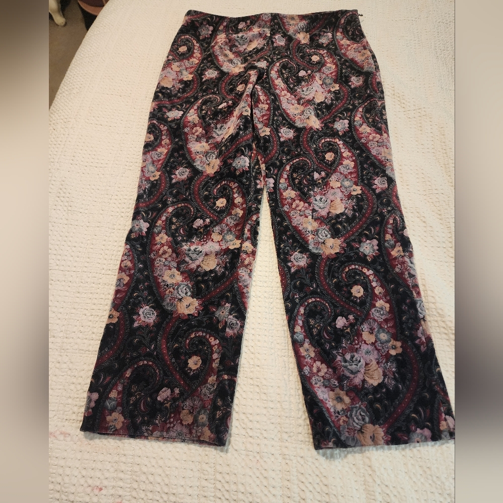 Real Clothes Women's Velveteen Paisley Print Size Zip Pants Flat Front Size 14